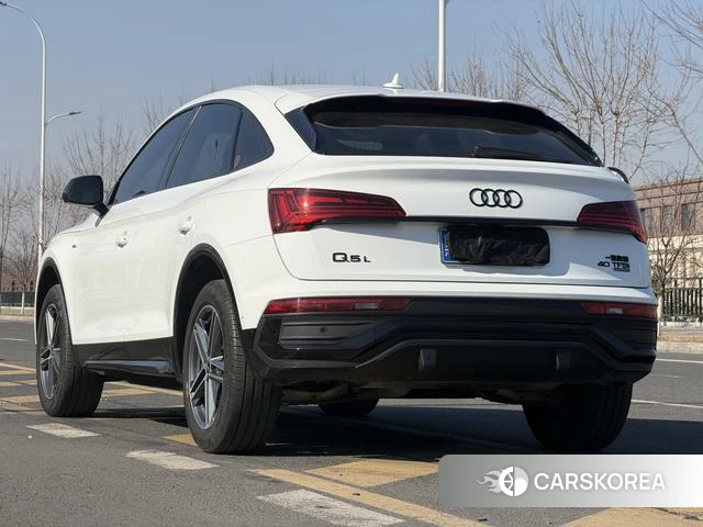 Audi Q5L 2023 Белый из Китая, фото 6