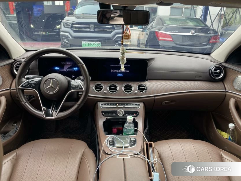 Mercedes-Benz E-Class 2023 Черный из Китая, фото 5
