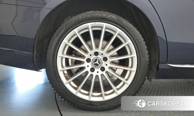 Mercedes-Benz E-Class W213 id 5017332 из Кореи 29