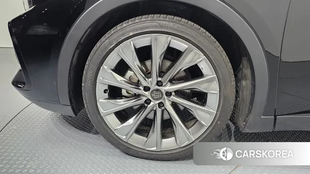 Toyota Crown Crossover id 3457330 из Кореи 15
