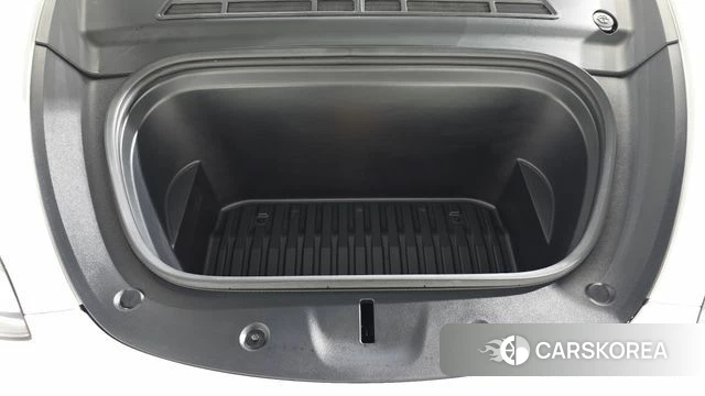 Tesla Model Y id 5039613 из Кореи 27
