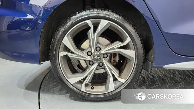 Audi A3 (8Y) id 5046096 из Кореи 25