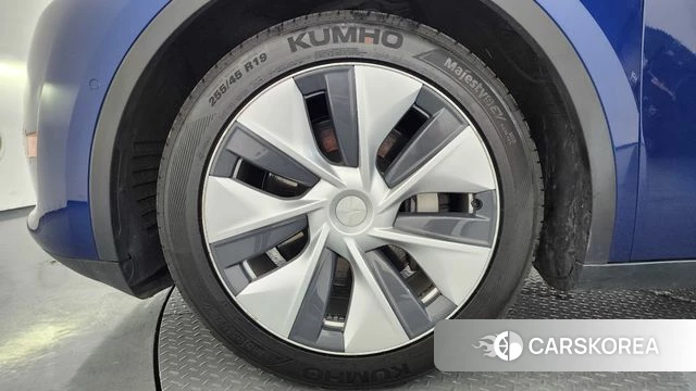 Tesla Model Y id 4764379 из Кореи 28