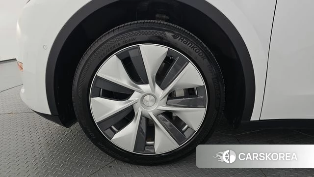 Tesla Model Y id 5040842 из Кореи 33