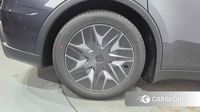 Tesla Model Y id 4870402 из Кореи 32