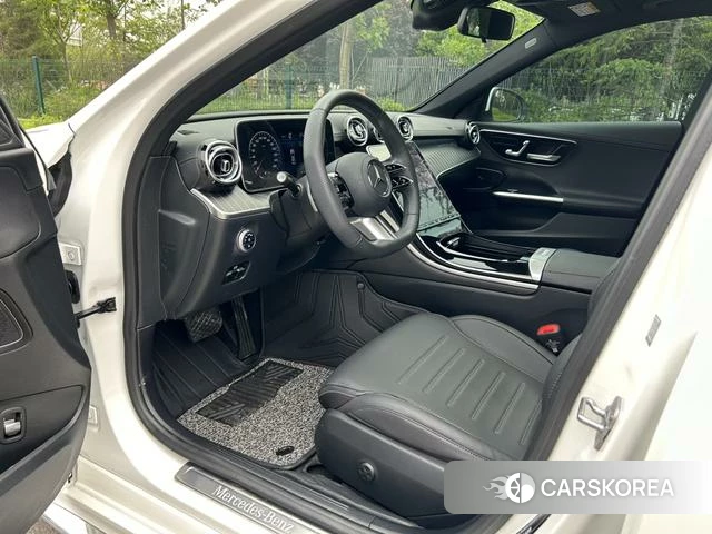 Mercedes-Benz C-class 2024 Белый из Китая, фото 6