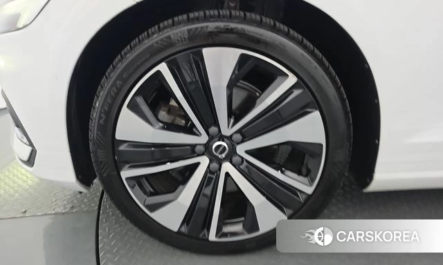 Volvo S60 3rd generation id 4935202 из Кореи 27