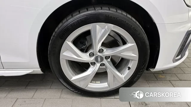 Audi A4 (B9) id 3428436 из Кореи 15
