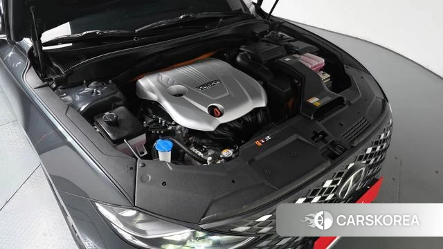 Hyundai The New Grandeur IG Hybrid id 5013076 из Кореи 35