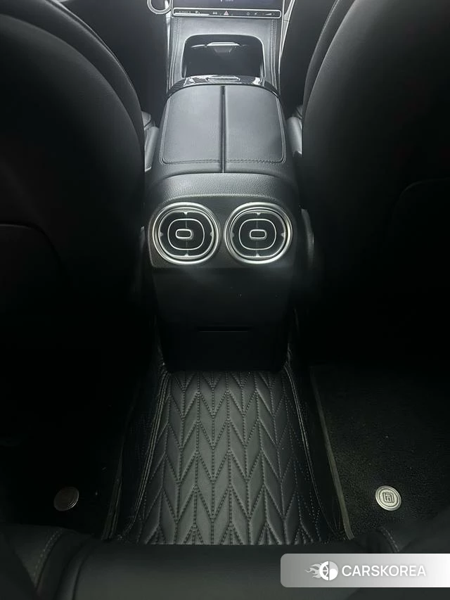 Mercedes-Benz C-class 2023 Белый из Китая, фото 6