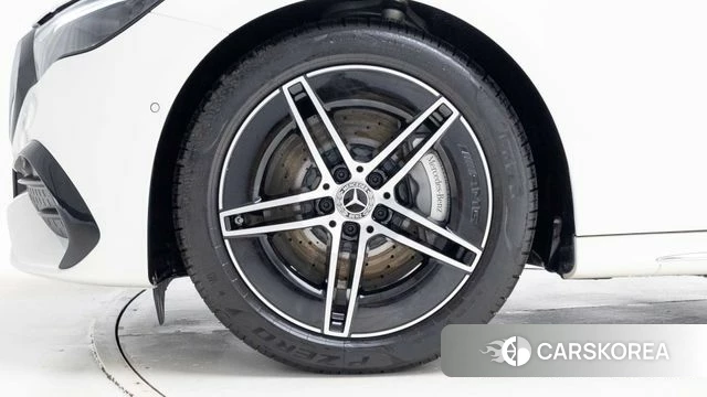 Mercedes-Benz E-Class W214 id 4990202 из Кореи 13
