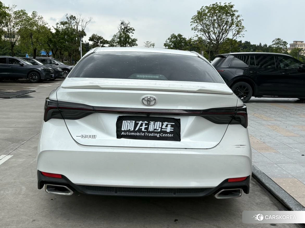 Toyota Avalon 2019 Белый из Китая, фото 5