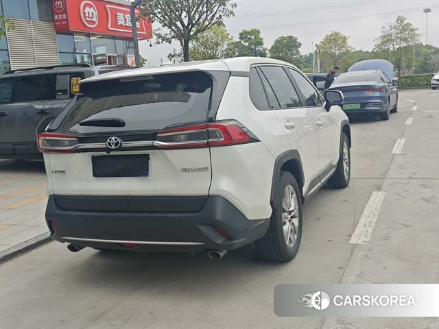 Toyota Wildlander 2022 Белый из Китая, фото 5