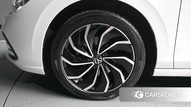 Volkswagen Golf 8th Generation id 4774197 из Кореи 15