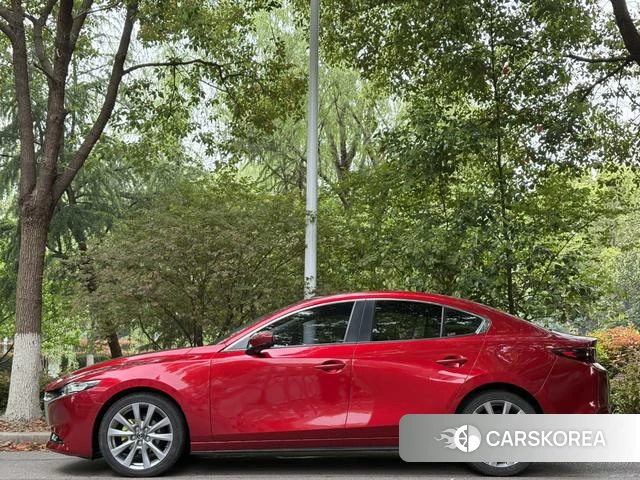 Mazda 3 2021 Красный из Китая, фото 6