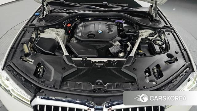 BMW 5 Series (G30) id 5017619 из Кореи 30