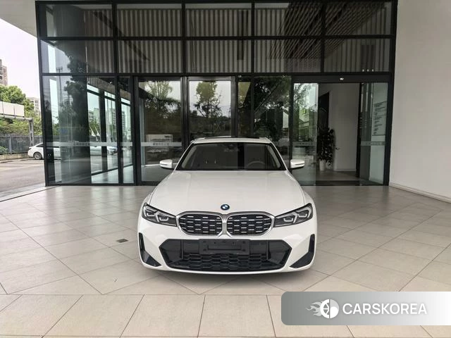 BMW 3 series 2023 Белый из Китая, фото 5