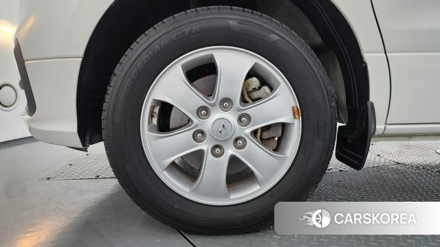 Hyundai The New Grand Starex id 4765257 из Кореи 26
