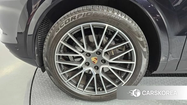 Porsche Cayenne (PO536) id 4702379 из Кореи 28