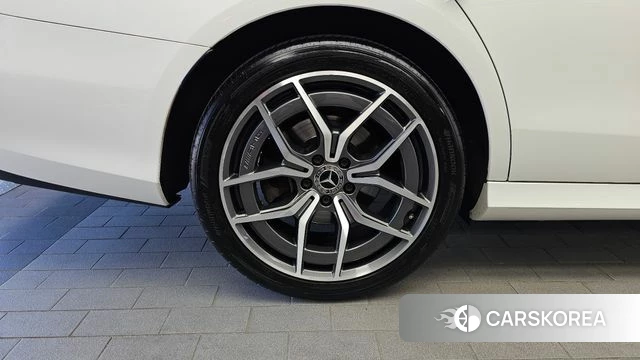 Mercedes-Benz E-Class W213 id 4943086 из Кореи 31