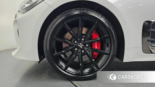 Kia Stinger id 5035598 из Кореи 30
