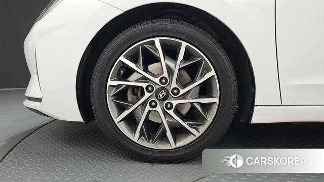 Hyundai The New Avante AD id 4658042 из Кореи 28