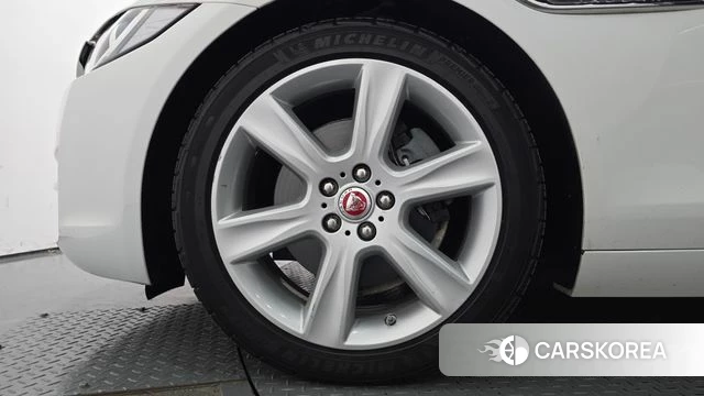 Jaguar XE id 5018547 из Кореи 15