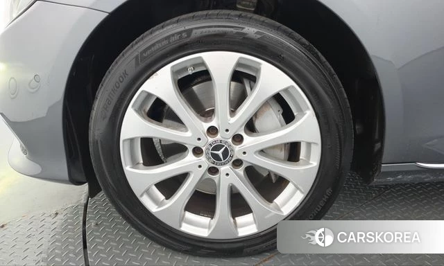 Mercedes-Benz E-Class W213 id 4983095 из Кореи 29
