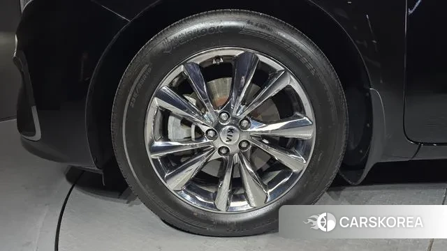 Kia The New Carnival id 3789648 из Кореи 15