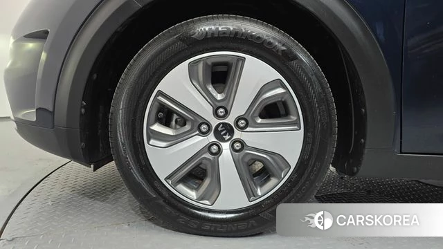 Kia Niro id 5018954 из Кореи 28