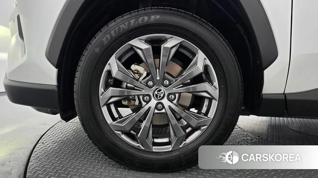 Toyota RAV4 5th Generation id 5001857 из Кореи 30