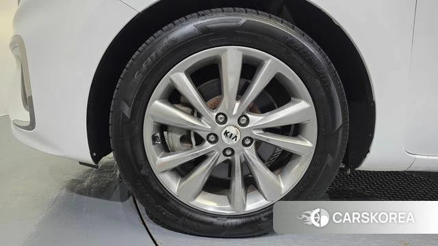 Kia The New Carnival id 5048289 из Кореи 25