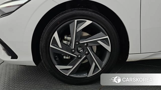 Hyundai The New Avante (CN7) id 4928930 из Кореи 28