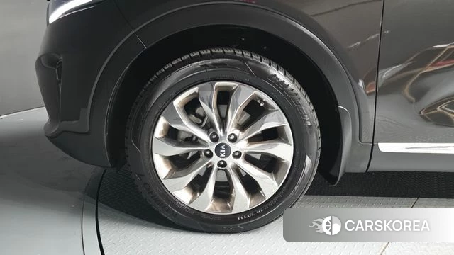 Kia The New Sorento id 5054792 из Кореи 15