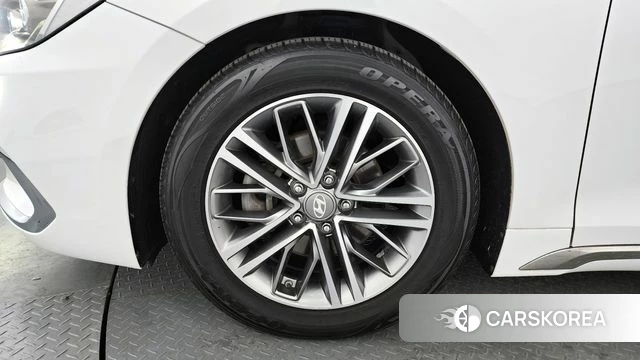 Hyundai Grandeur IG id 4225807 из Кореи 27