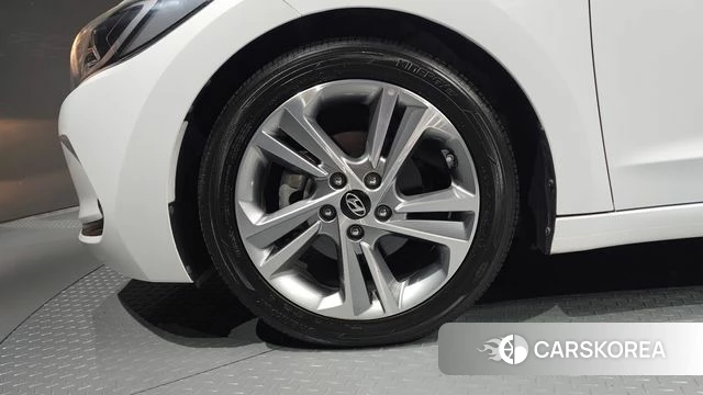 Hyundai Avante AD id 4728273 из Кореи 26