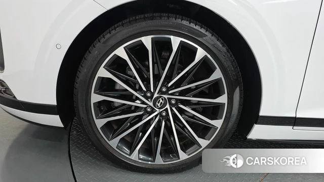 Hyundai Grandeur (GN7) id 4649692 из Кореи 32