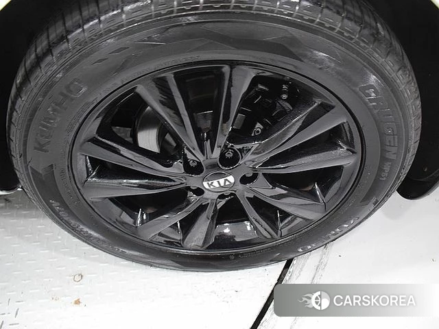 Kia The New Carnival id 4967898 из Кореи 15