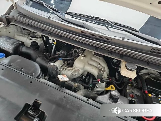 Hyundai The New Grand Starex id 4998563 из Кореи 13