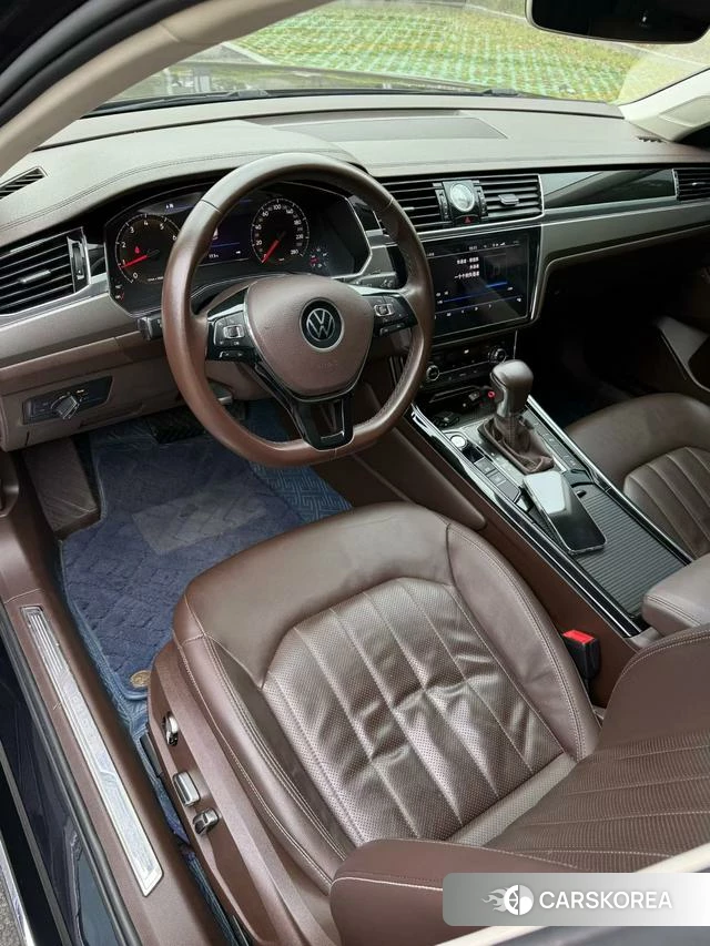 Volkswagen Phideon 2021 Черный из Китая, фото 5