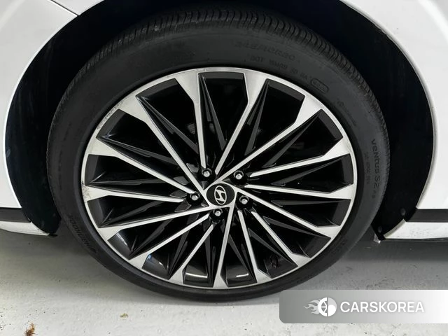 Hyundai Grandeur Hybrid (GN7) id 4958165 из Кореи 15