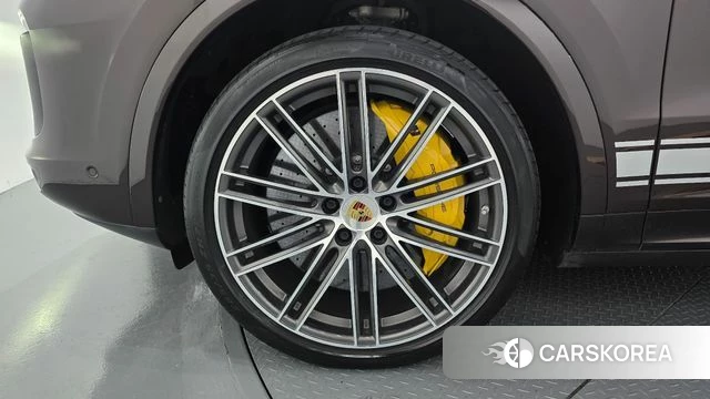 Porsche Cayenne (PO536) id 4793771 из Кореи 27