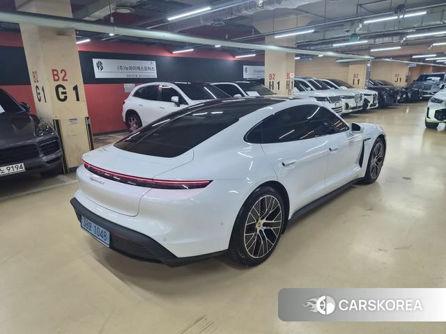Porsche Taycan id 4654044 из Кореи 15