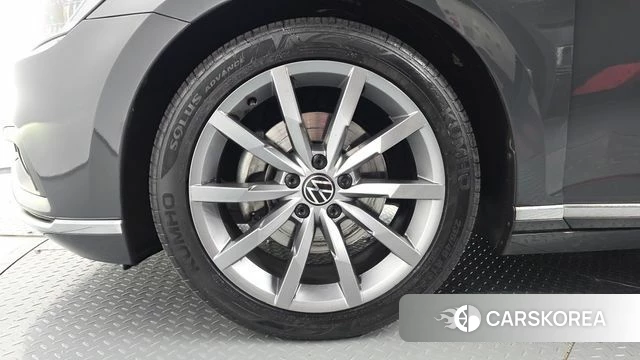 Volkswagen Passat GT (B8) id 4987353 из Кореи 30