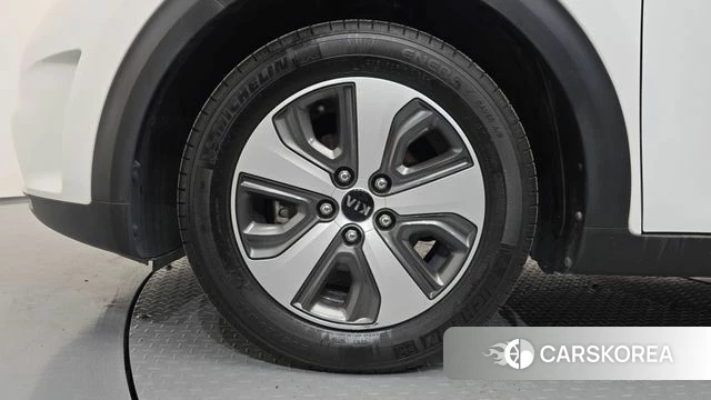 Kia Niro id 5014129 из Кореи 27