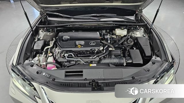 Lexus ES300h 7th generation id 5045993 из Кореи 31