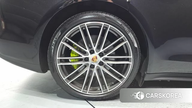 Porsche Panamera (971) id 4746750 из Кореи 35