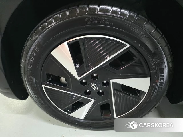 Hyundai The New Ionic 5 id 4719865 из Кореи 15