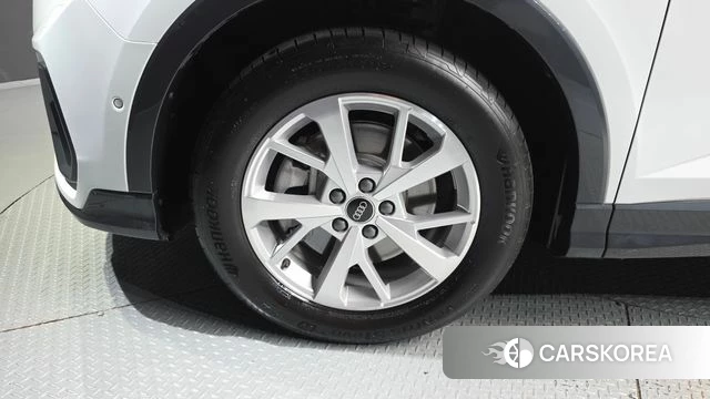 Audi Q3 (F3) id 4753011 из Кореи 26