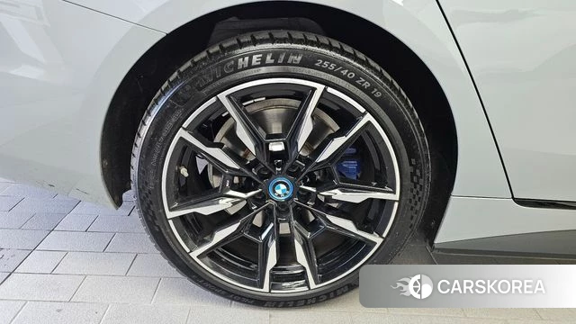 BMW i4 id 5015992 из Кореи 28